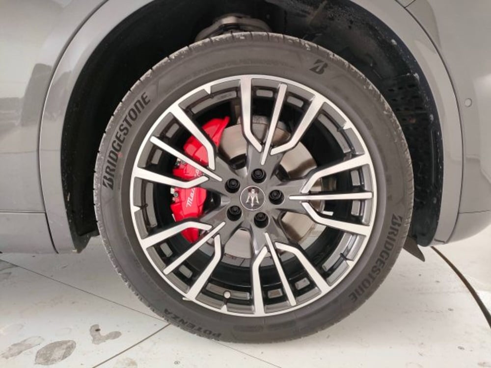 Maserati Grecale usata a Teramo (8)