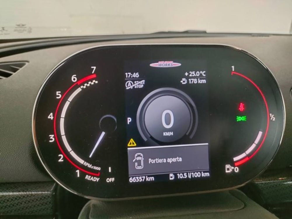MINI Mini Clubman usata a Teramo (17)