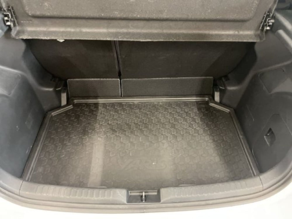 Toyota Yaris Cross usata a Vercelli (11)