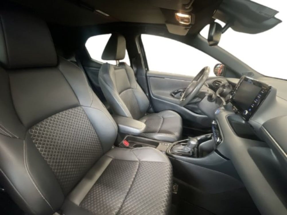 Toyota Yaris Cross usata a Vercelli (7)