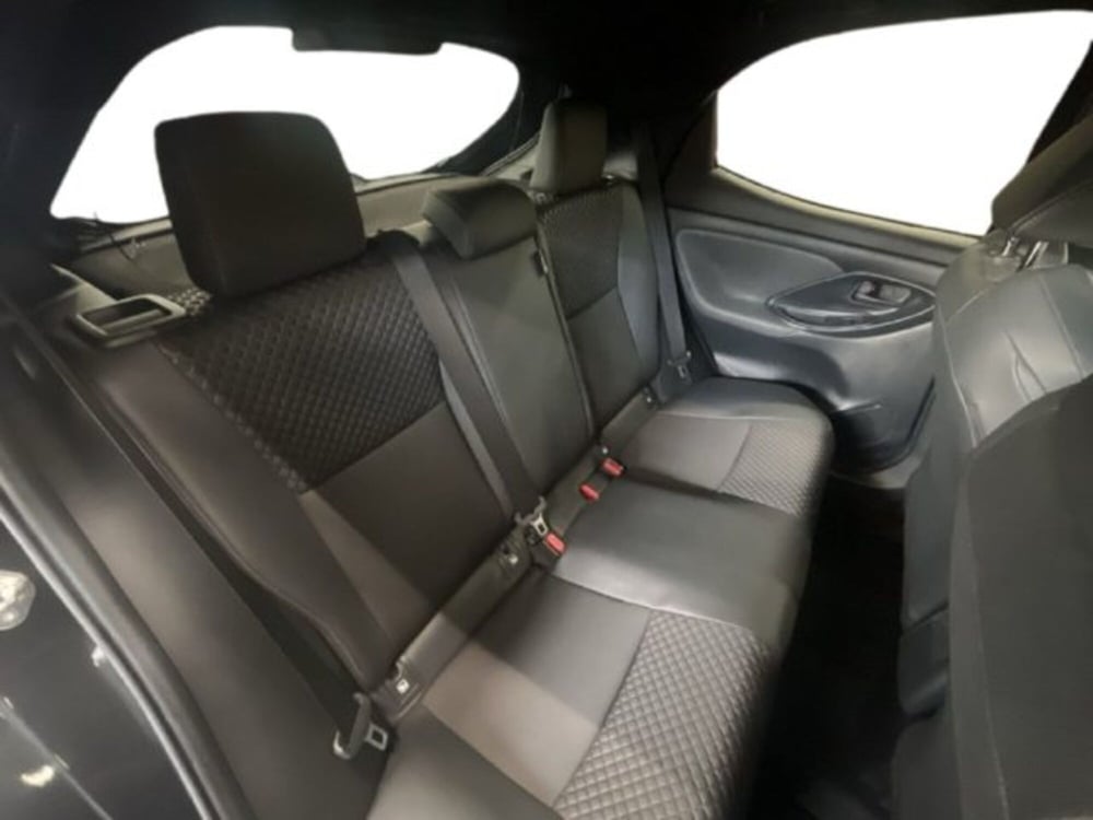Toyota Yaris Cross usata a Vercelli (8)