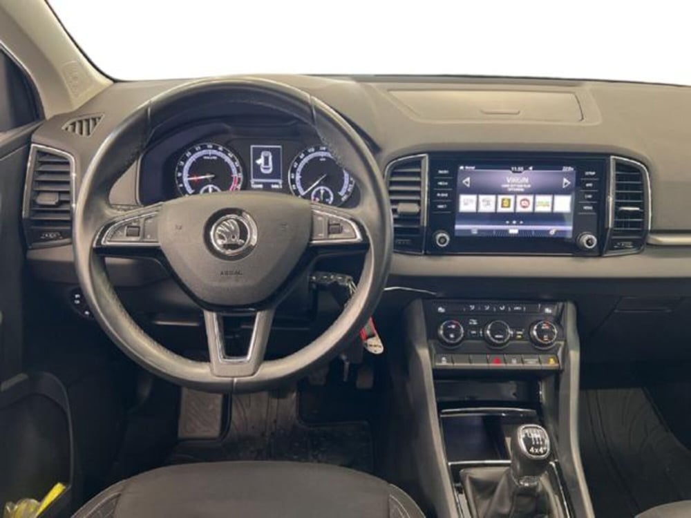 Skoda Karoq usata a Vercelli (13)