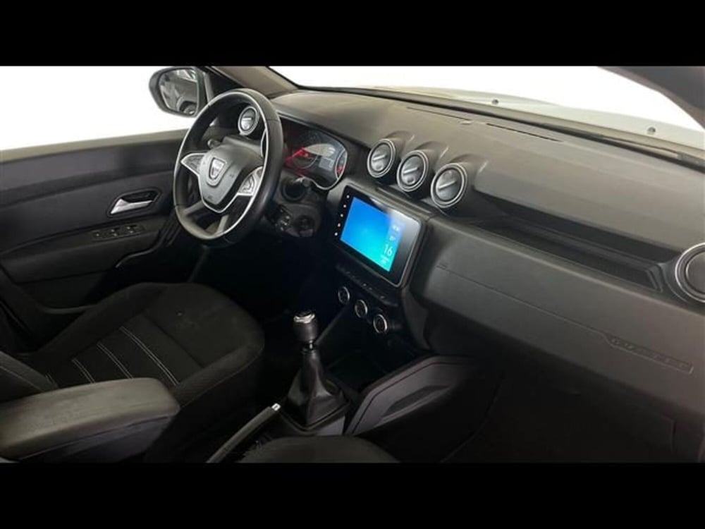 Dacia Duster usata a Firenze (11)