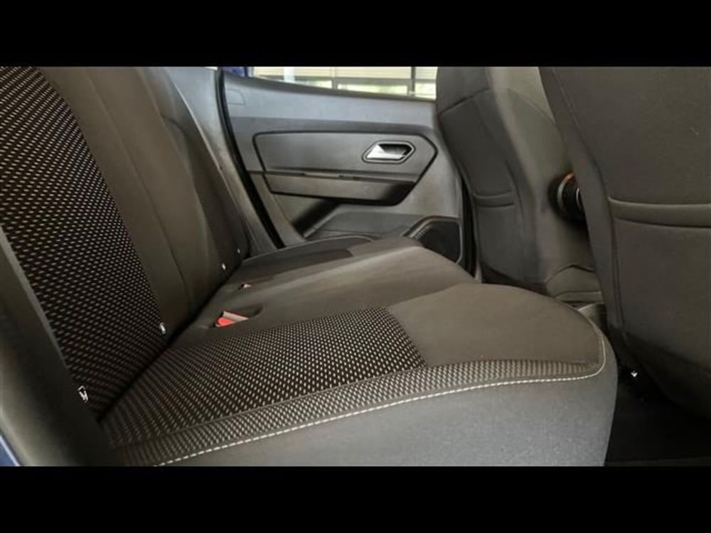 Dacia Duster usata a Firenze (13)