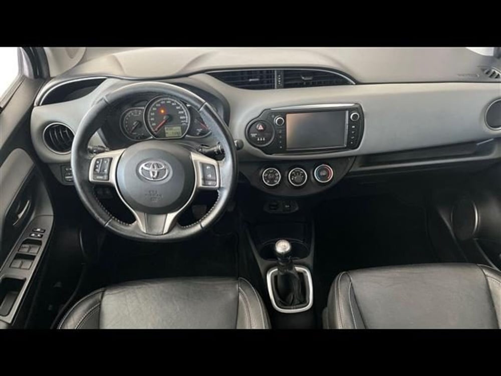 Toyota Yaris usata a Firenze (7)