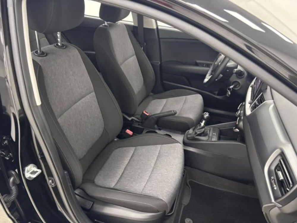 Kia Stonic usata a Como (3)
