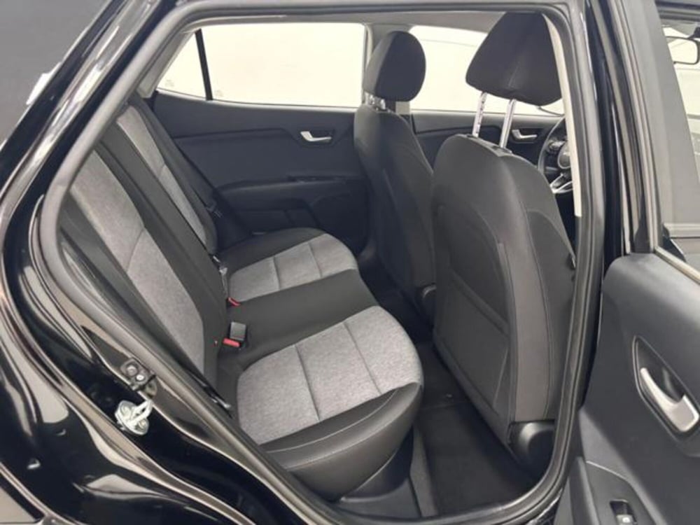 Kia Stonic usata a Como (5)