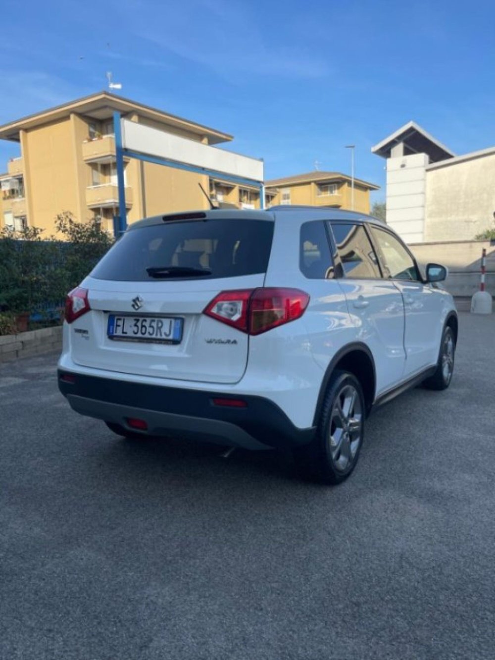 Suzuki Vitara usata a Novara (6)