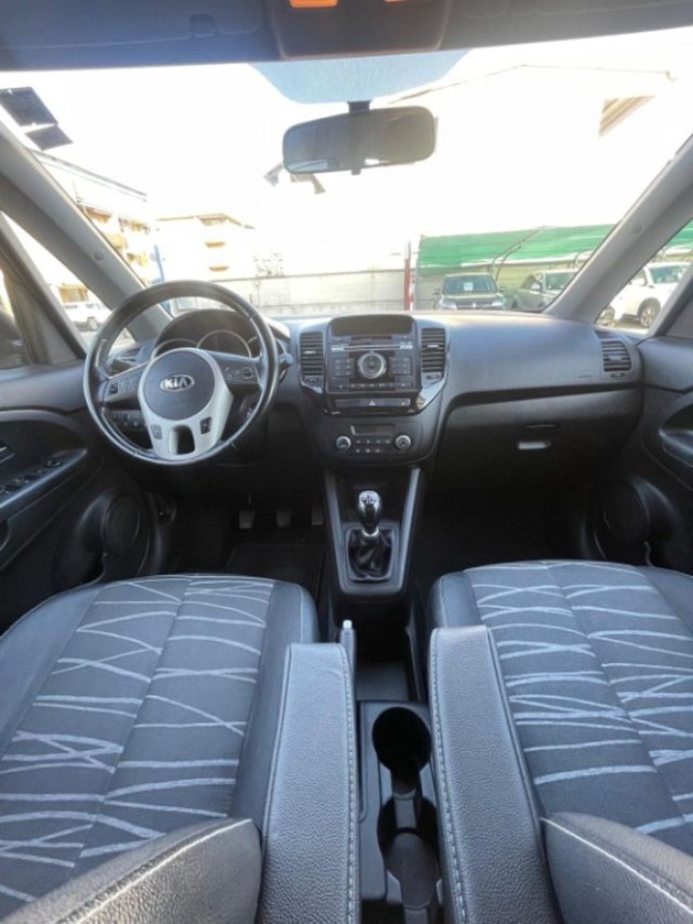 Kia Venga usata a Novara (10)