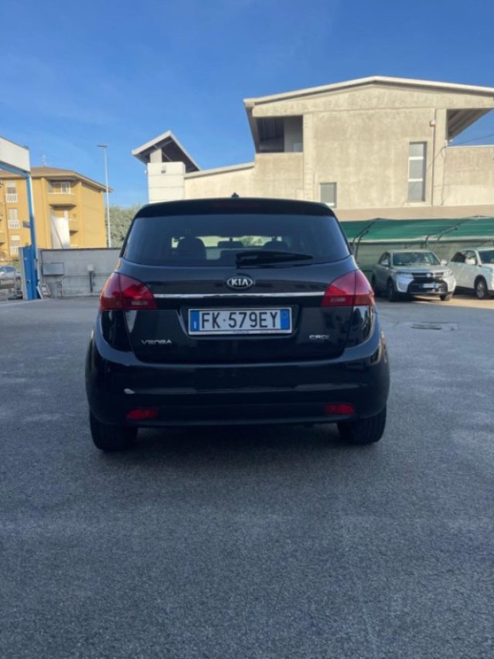 Kia Venga usata a Novara (4)
