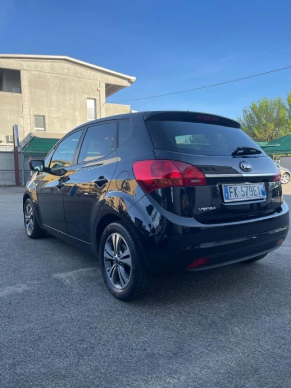 Kia Venga usata a Novara (6)