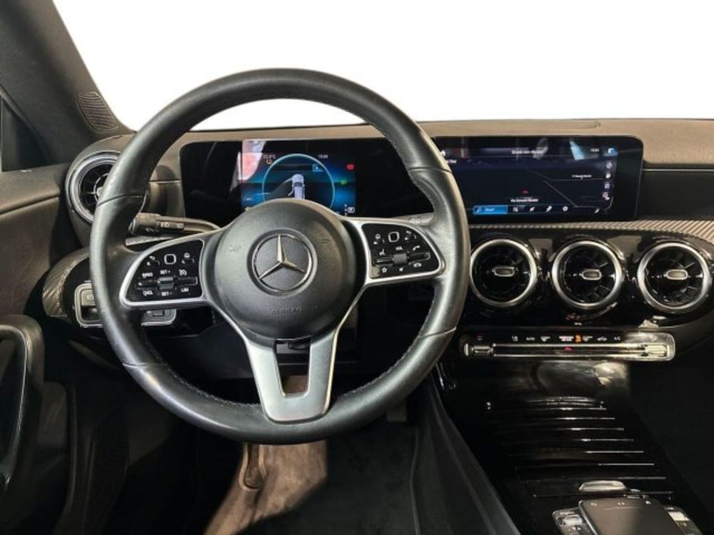 Mercedes-Benz CLA Shooting Brake usata a Bologna (11)