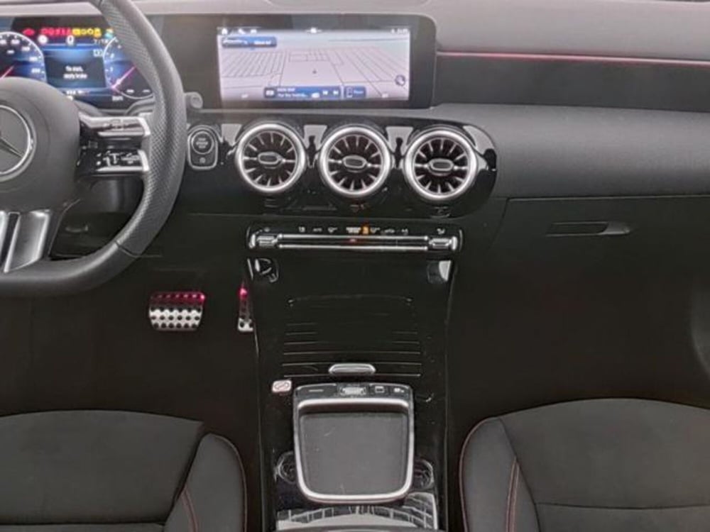 Mercedes-Benz Classe A usata a Milano (8)