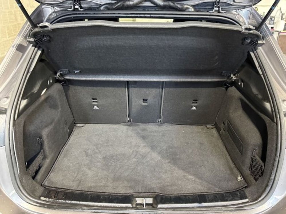Mercedes-Benz GLA SUV usata a Bologna (8)