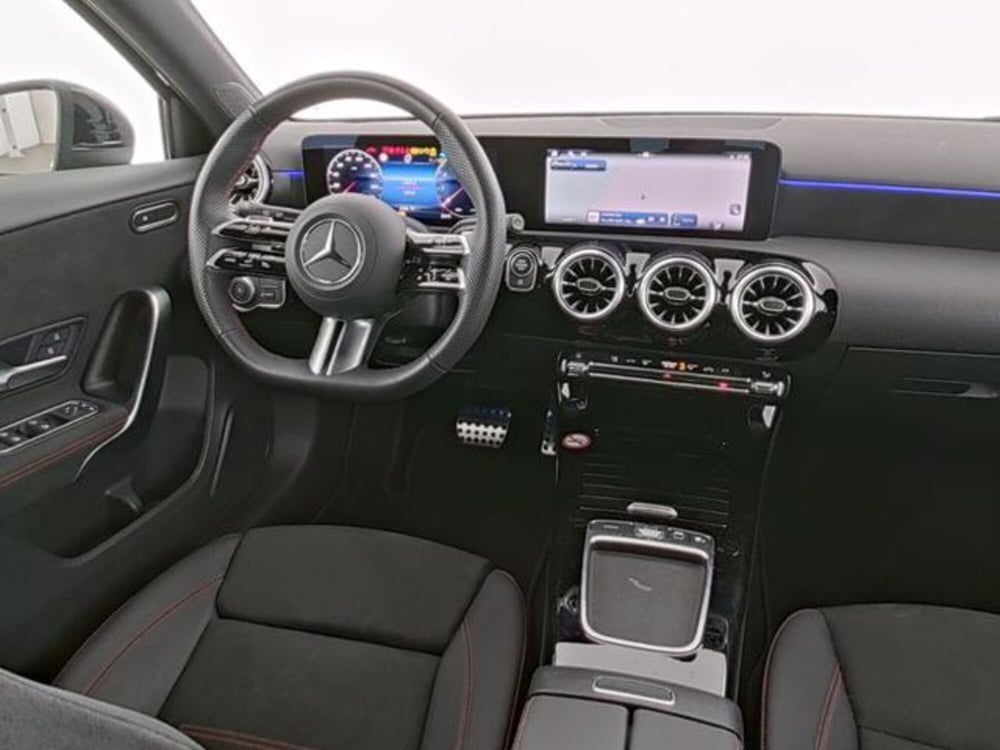 Mercedes-Benz Classe A usata a Milano (7)