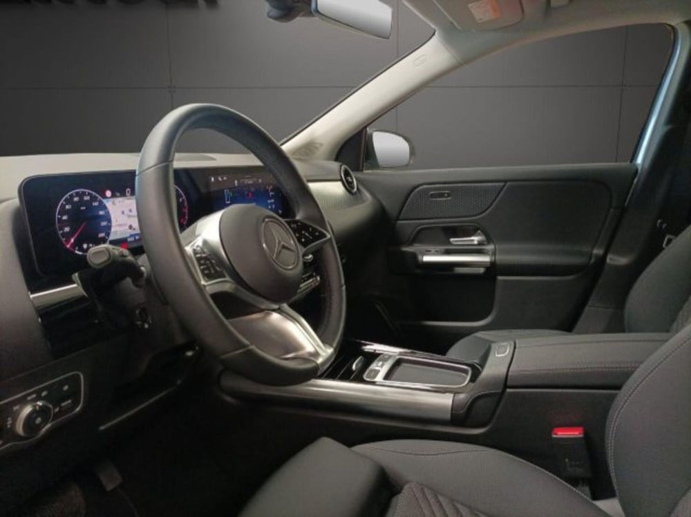 Mercedes-Benz GLA SUV usata a Novara (13)