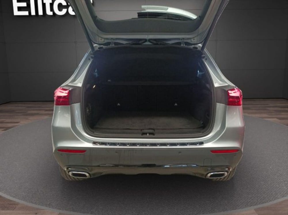 Mercedes-Benz GLA SUV usata a Novara (18)