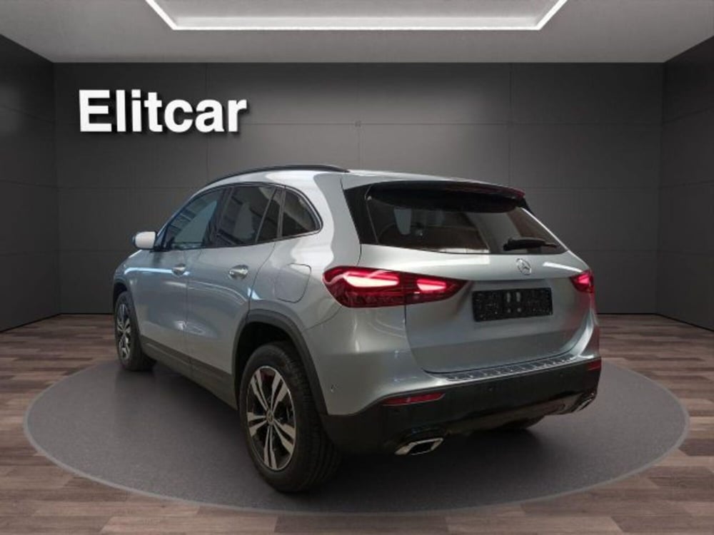 Mercedes-Benz GLA SUV usata a Novara (6)