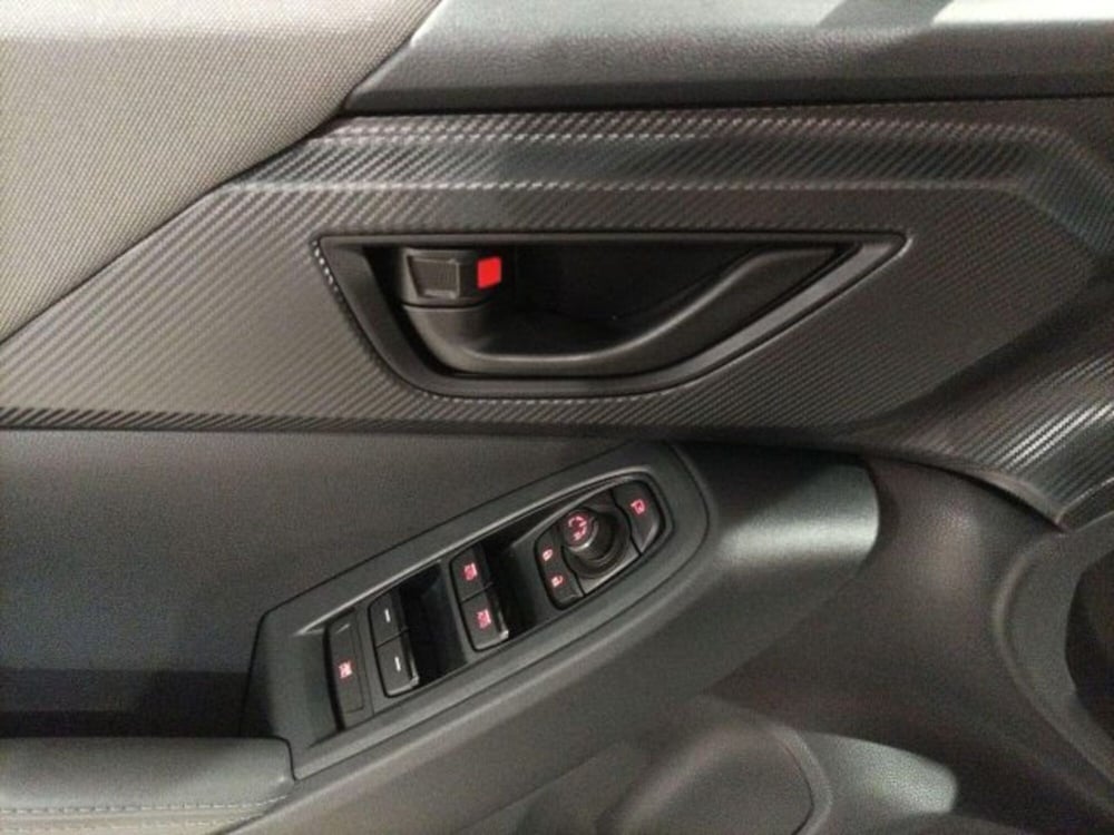 Subaru Crosstrek nuova a Novara (16)