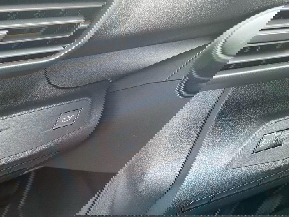 Peugeot Partner Furgone usata a Torino (13)