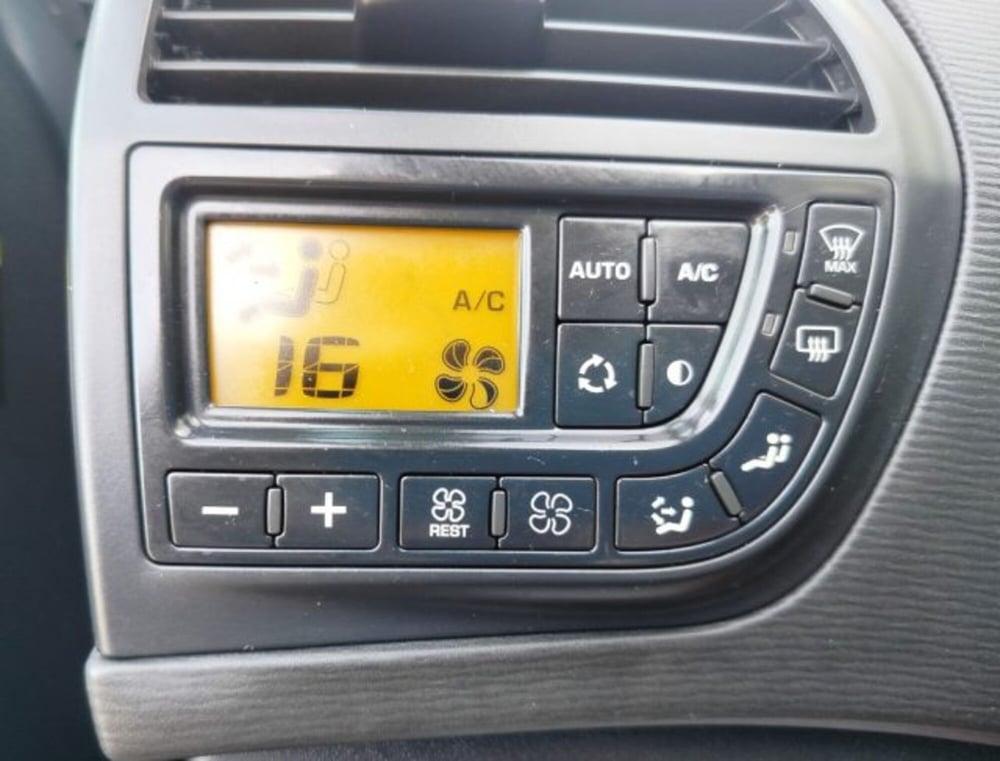 Citroen C4 Picasso usata a Oristano (17)