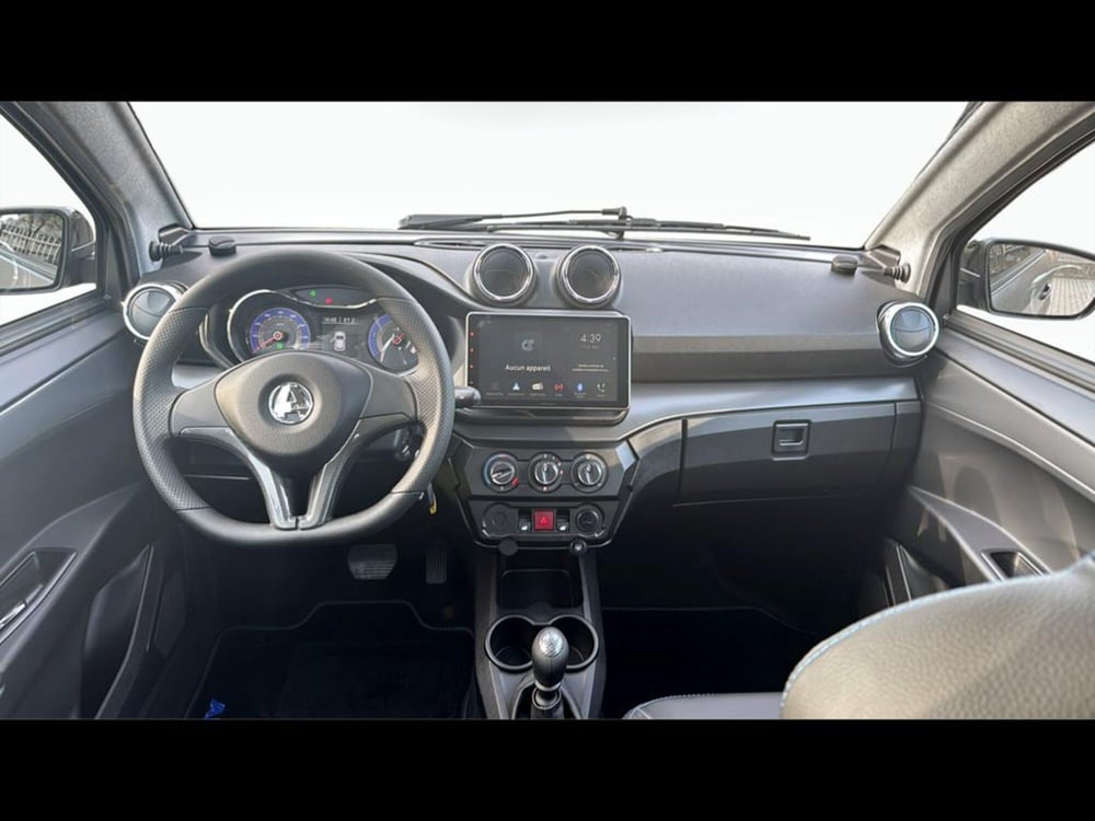 Aixam GTO 400 nuova a Varese (4)