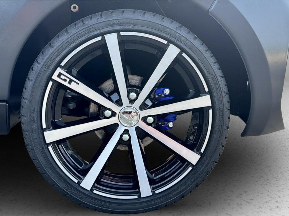 Aixam GTO 400 nuova a Varese (8)