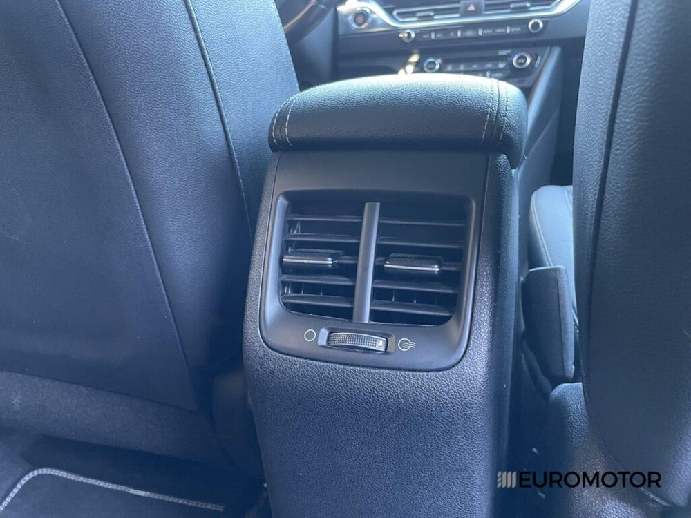 Kia Niro usata a Bari (13)