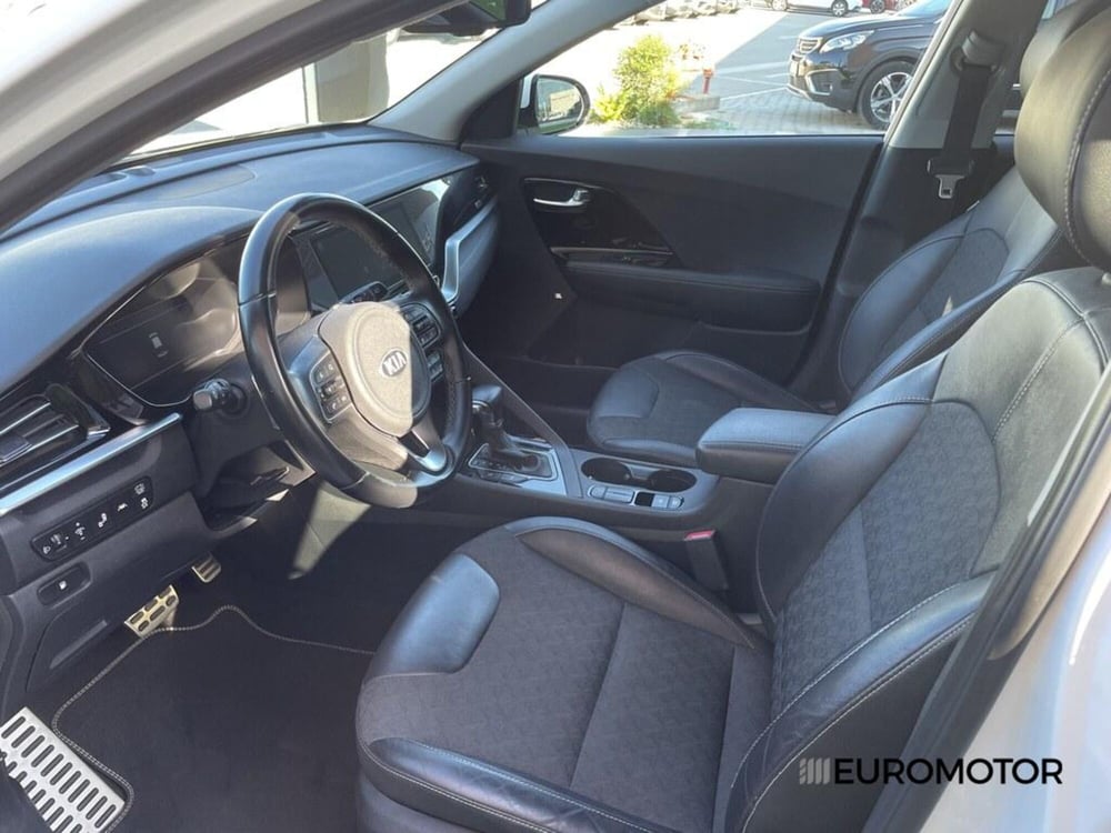 Kia Niro usata a Bari (9)