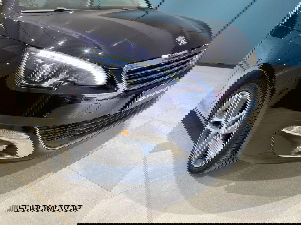 Peugeot 508 SW usata a Bari (4)