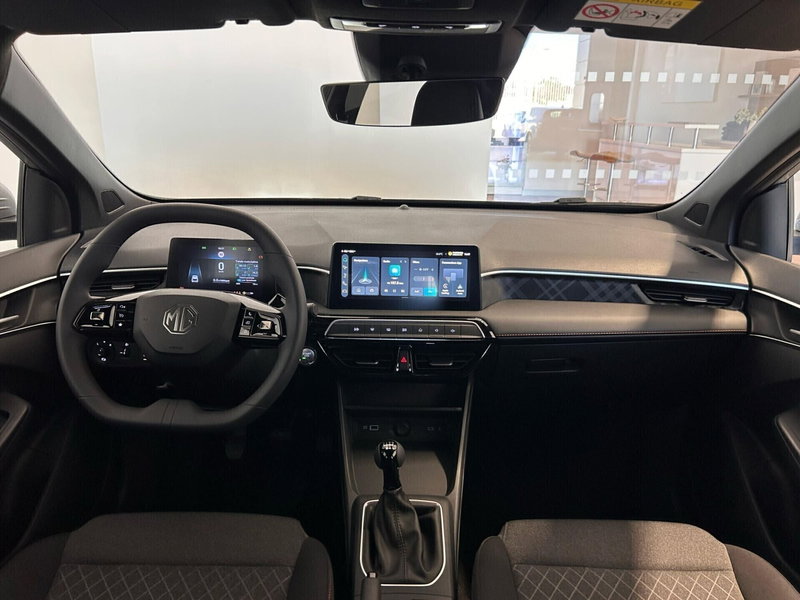 Mg MG3 nuova a Napoli (3)