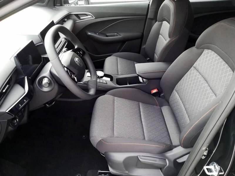 Mg MG3 nuova a Napoli (8)