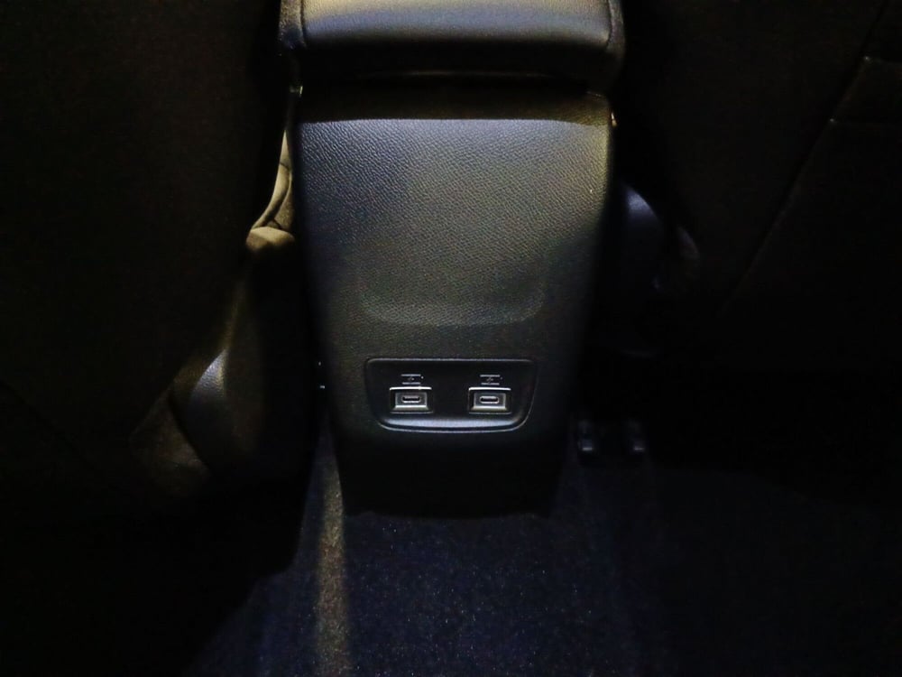 Lancia Ypsilon nuova a Teramo (20)