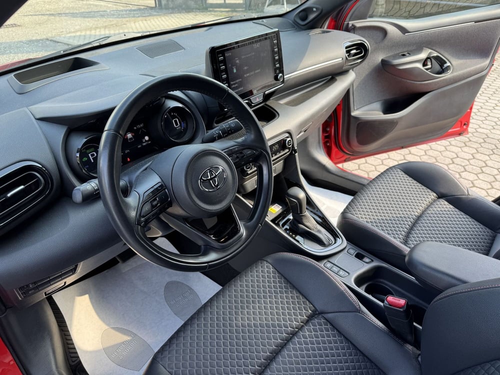 Toyota Yaris usata a Como (8)