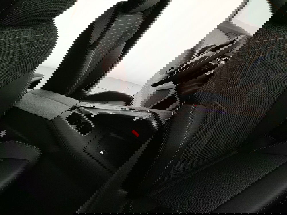 Peugeot 3008 nuova a Caserta (15)