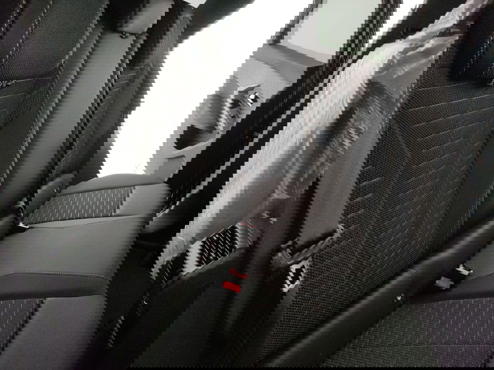 Peugeot 3008 nuova a Caserta (12)