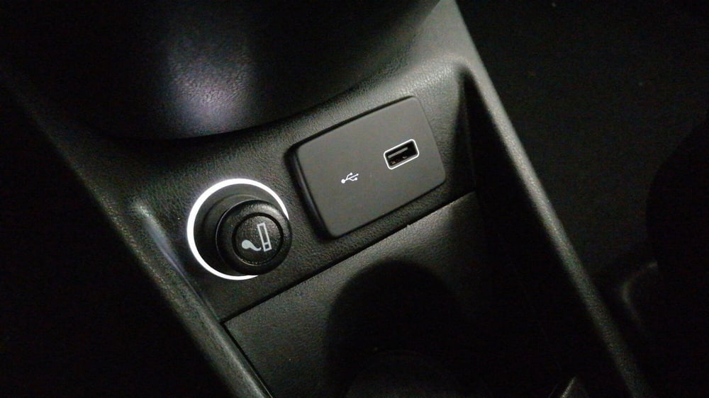 Lancia Ypsilon usata a Roma (16)