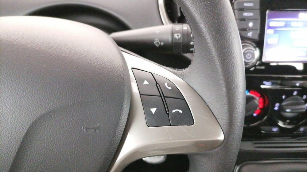 Lancia Ypsilon usata a Roma (19)