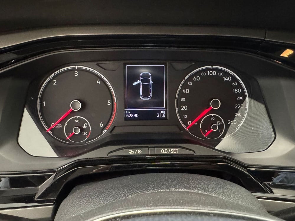 Volkswagen Polo usata a Napoli (11)