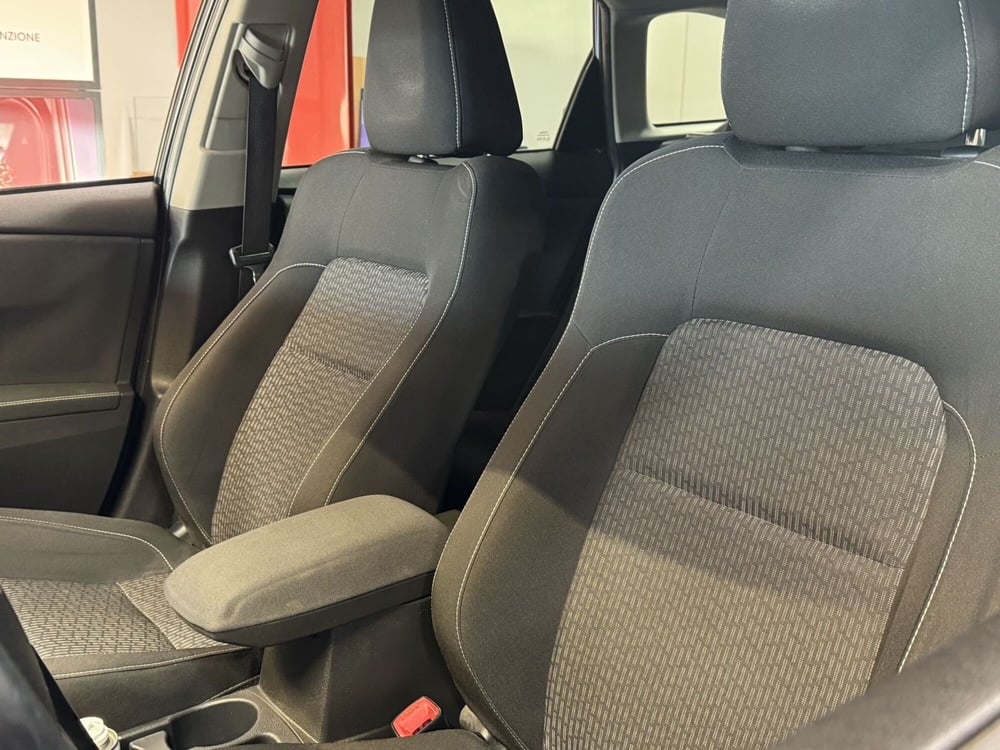 Toyota Auris Station Wagon usata a Brescia (13)