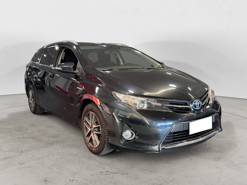 Toyota Auris Station Wagon usata a Brescia (2)