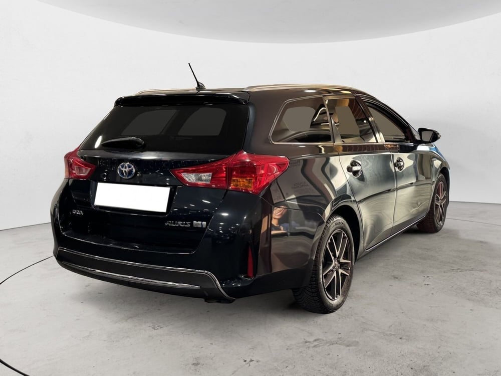 Toyota Auris Station Wagon usata a Brescia (3)