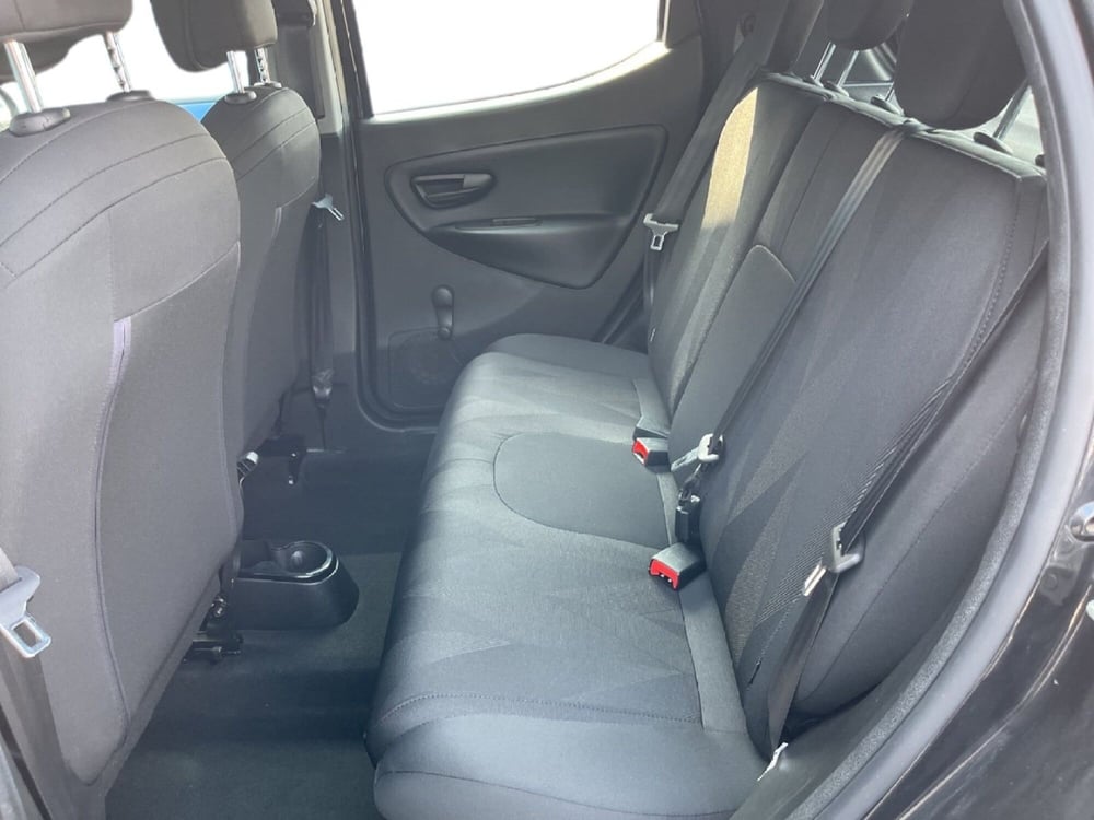 Lancia Ypsilon usata a Torino (8)