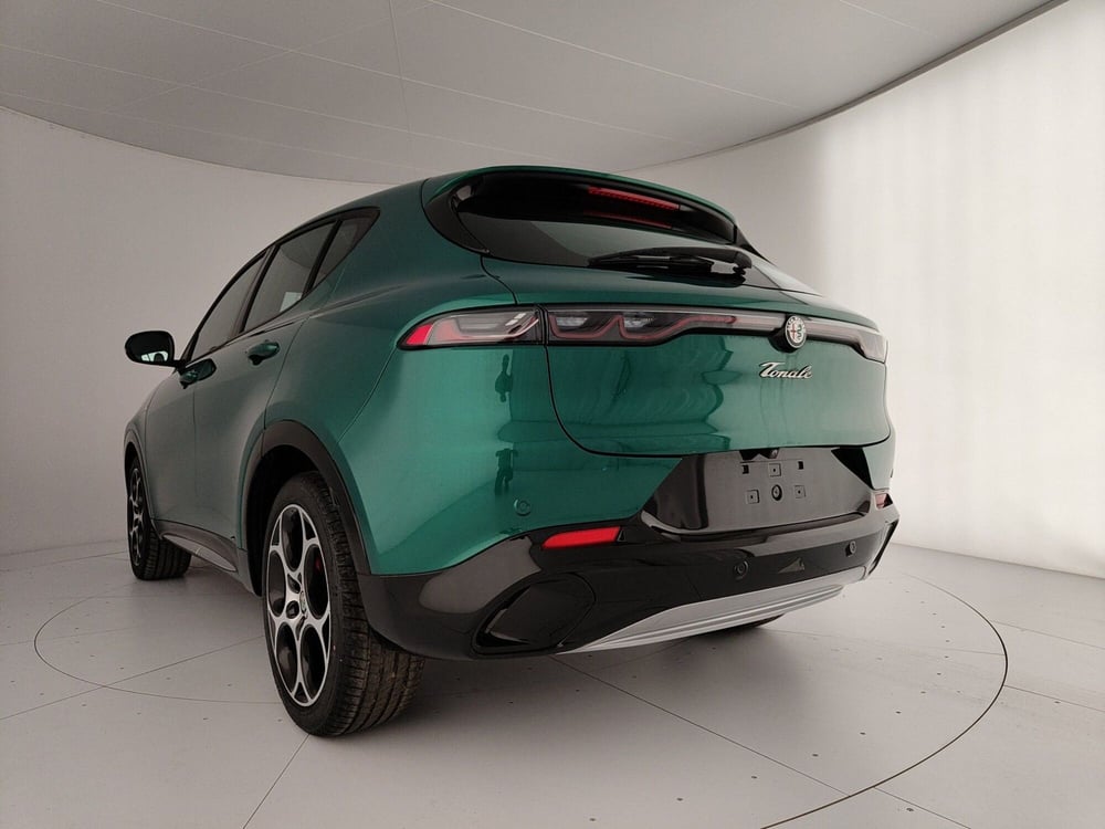 Alfa Romeo Tonale nuova a Caserta (9)