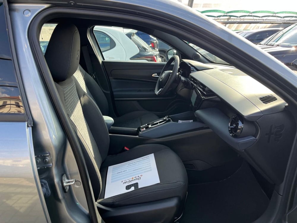 Alfa Romeo Junior nuova a Milano (13)