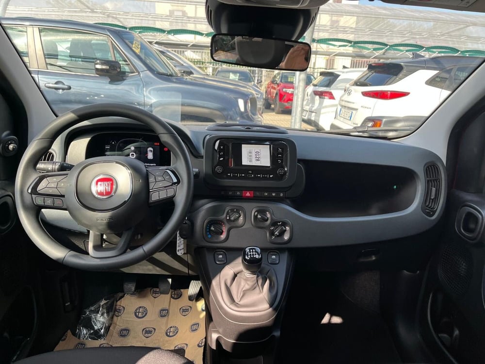 Fiat Panda Cross nuova a Milano (15)