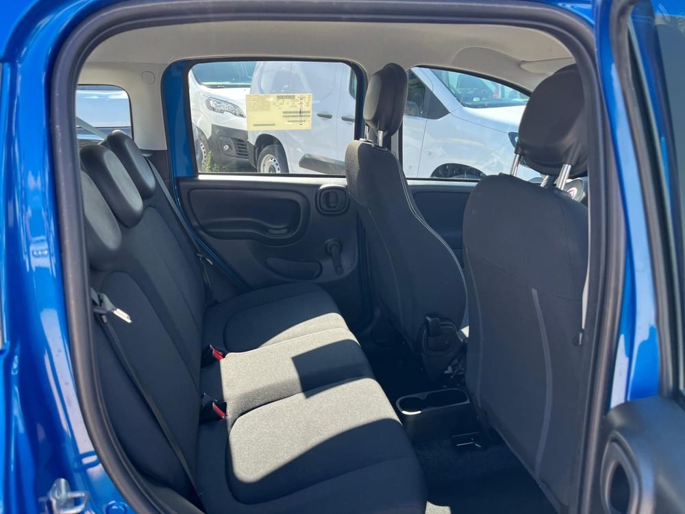 Fiat Panda Cross nuova a Milano (14)