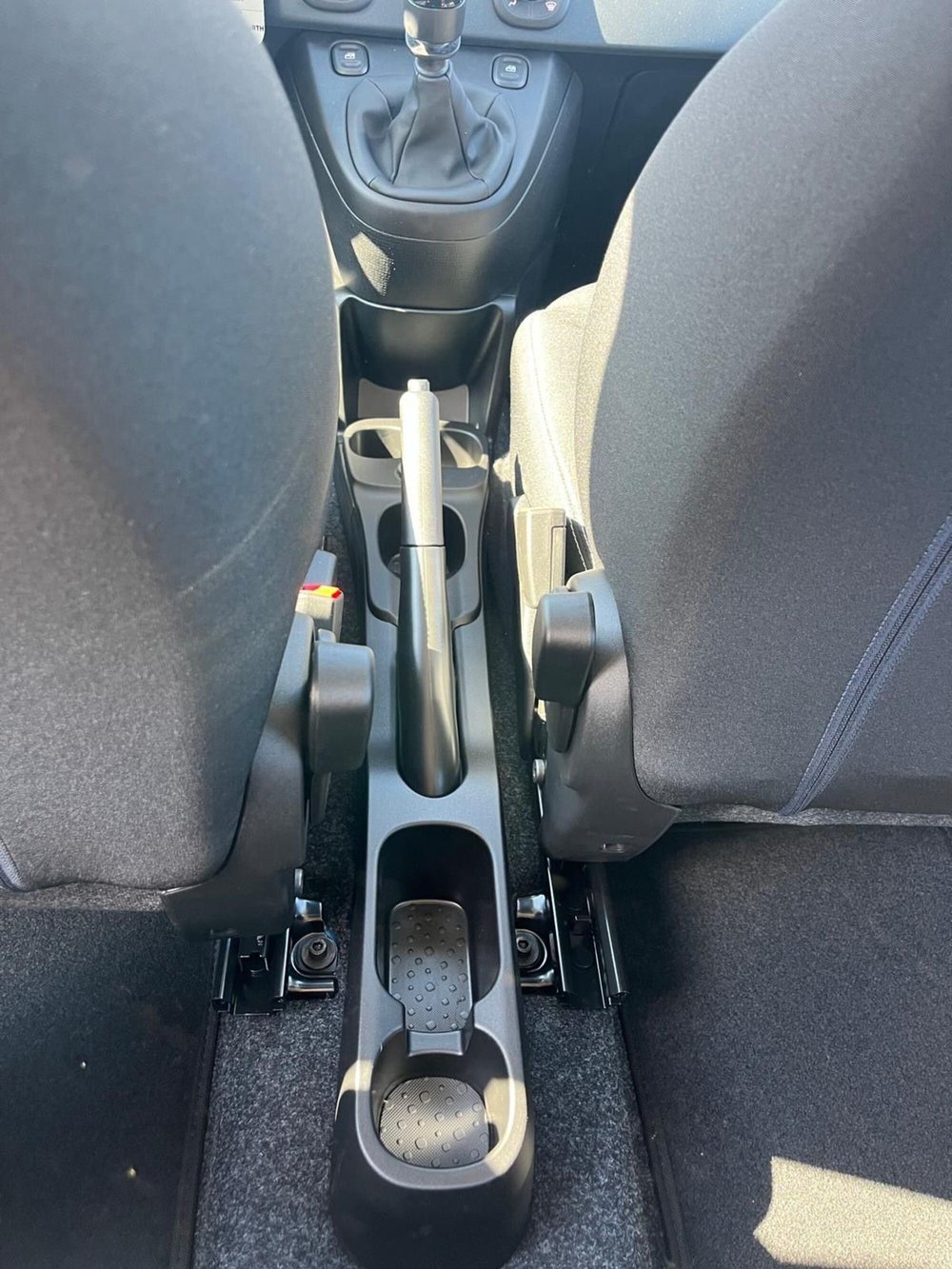Fiat Panda Cross nuova a Milano (18)