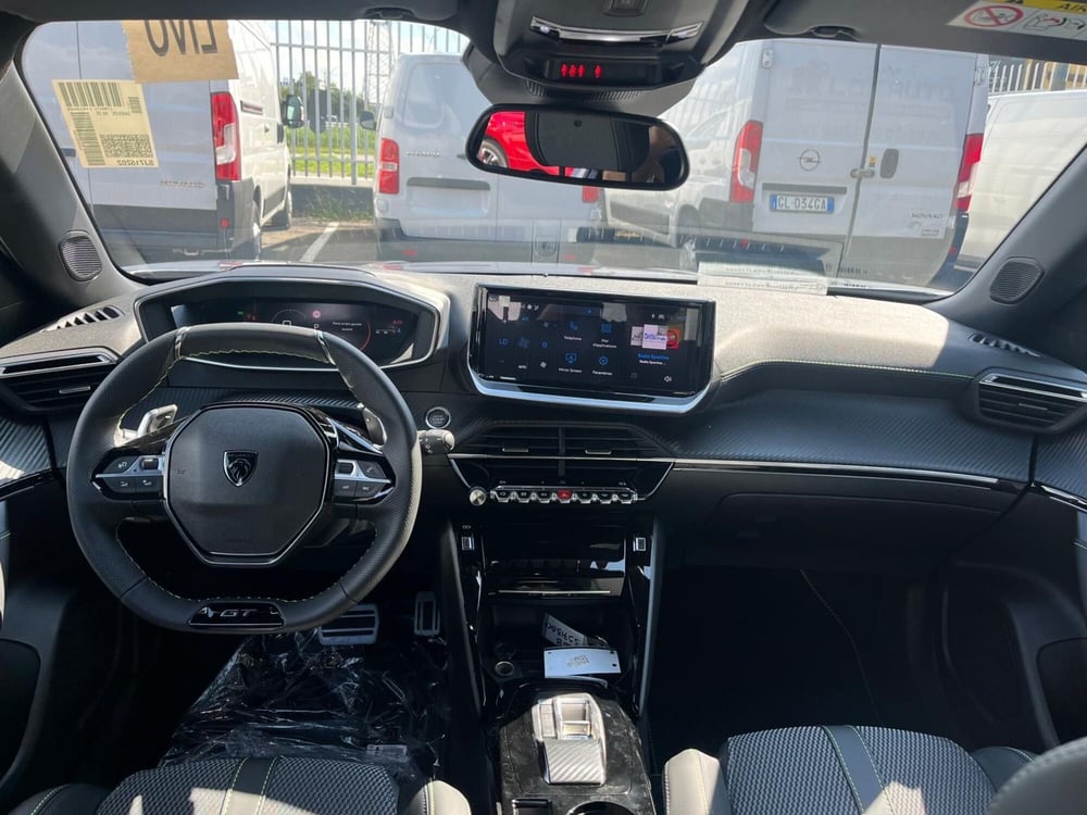 Peugeot 2008 nuova a Milano (16)