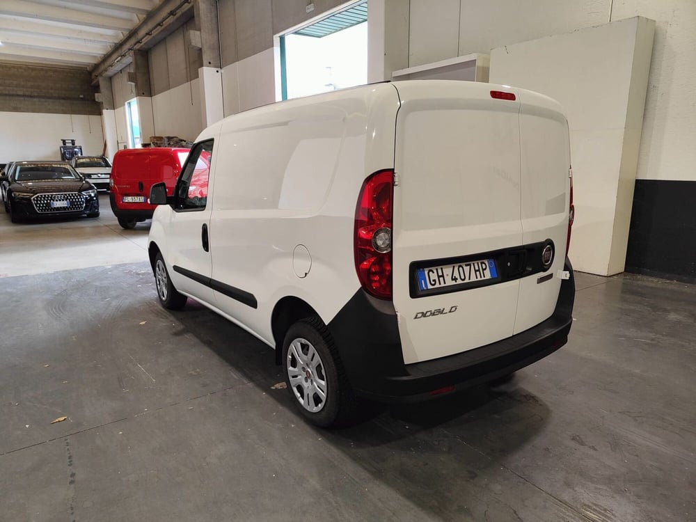 Fiat Doblò Furgone usata a Milano (6)